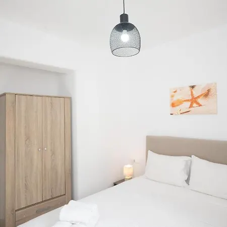 Experience Mykonos Ruby Paradise With Shared Pool アパート
