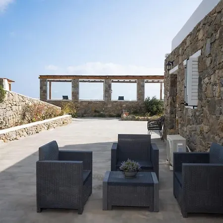 Experience Mykonos Ruby Paradise With Shared Pool アパート